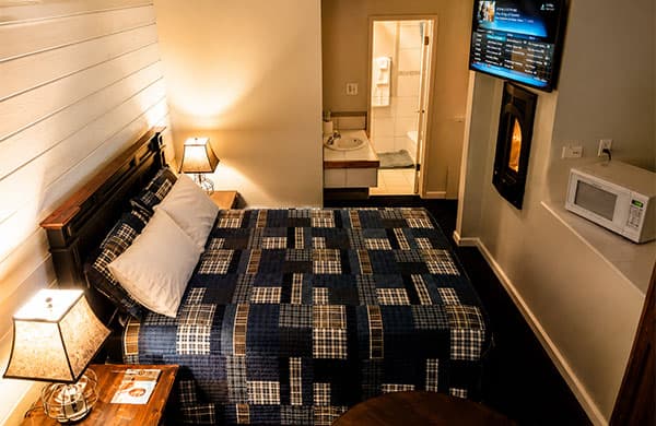 Standard Queen Room